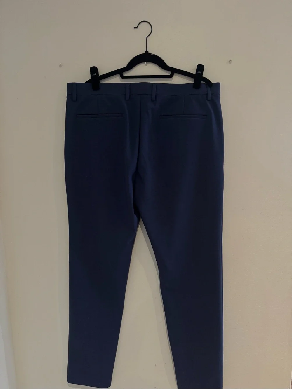 NWT Theory Men‘s zaine Precision Print Men's Navy pants